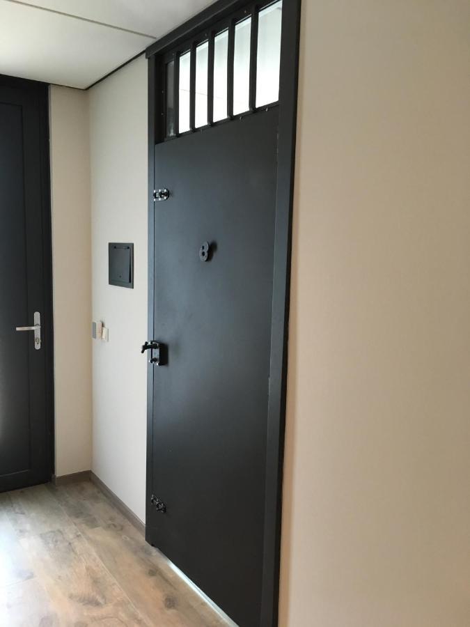 Voormalig Politiebureau Panzió Overloon Kültér fotó
